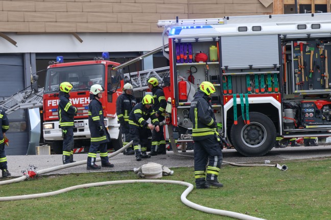 	Heftige Explosion bei Bäckerei- und Konditoreibetrieb im Ortszentrum von Hartkirchen