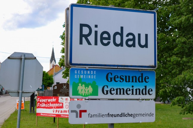	Personenrettung nach schwerem Forstunfall in Riedau