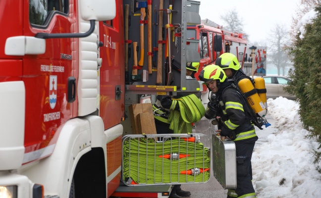 Fünf Feuerwehren bei Brand an einer Hackschnitzelheizung in Taufkirchen an der Trattnach im Einsatz