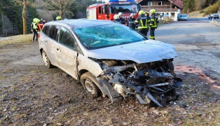 Verkehrsunfall auf der Leonfeldener Straße in Reichenau im Mühlkreis endet glimpflich