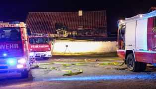 Fünf Feuerwehren bei Wohnhausbrand in Taufkirchen an der Trattnach im Einsatz