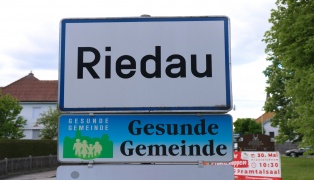 Personenrettung nach schwerem Forstunfall in Riedau
