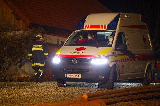 Vier Schwerverletzte bei Einsturz eines Stegs zum Jahreswechsel in Steinbach am Ziehberg