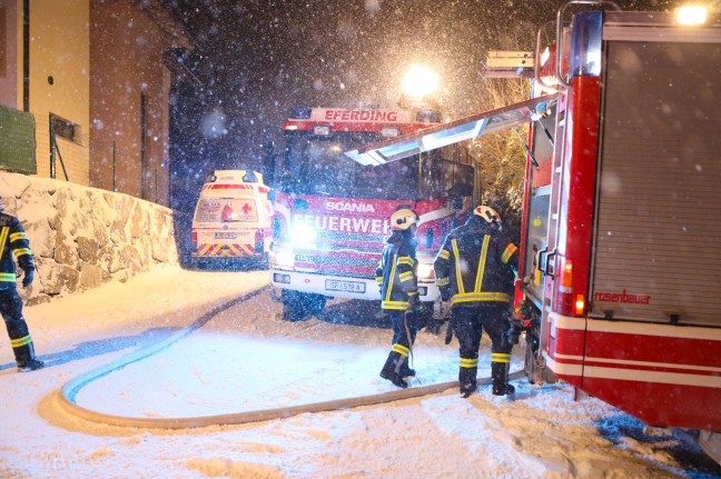 Neun Feuerwehren bei Brand in Stroheim im Einsatz