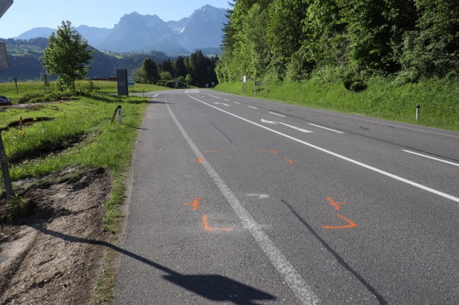 Mopedlenkerin (16) bei Kollision mit PKW auf Pyhrnpass Straße in Edlbach tödlich verunglückt