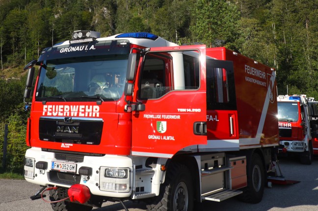 Waldbrand: Kleinerer Brand im Gipfelbereich des Brandbergs in Grünau im Almtal rechtzeitig gelöscht