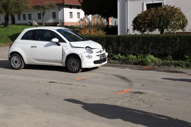 Kreuzungskollision in Schiedlberg fordert eine verletzte Person