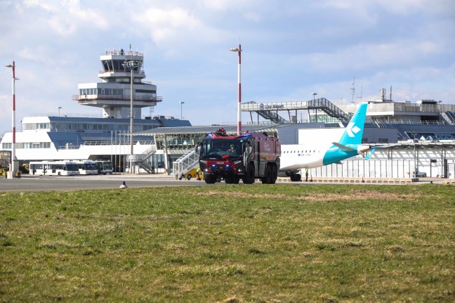 Sicherheitslandung am Flughafen in Hörsching nach technischem Problem bei Kleinflugzeug