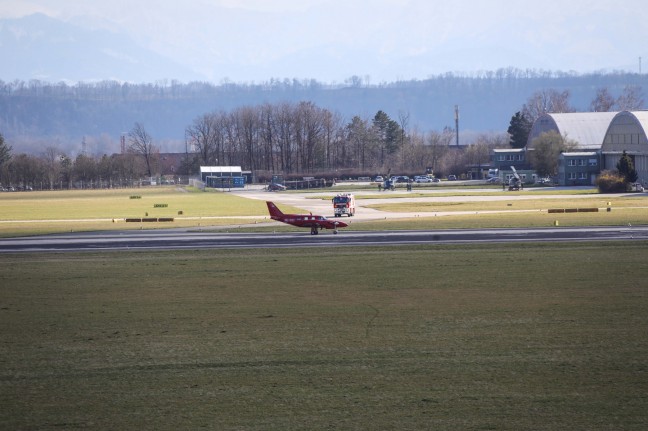 Sicherheitslandung am Flughafen in Hörsching nach technischem Problem bei Kleinflugzeug
