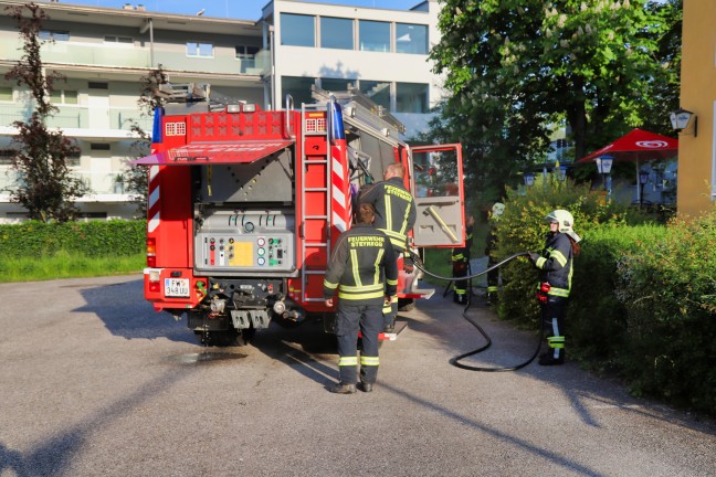 	Sechs Feuerwehren bei Brand bei einem Gasthaus in Steyregg im Einsatz