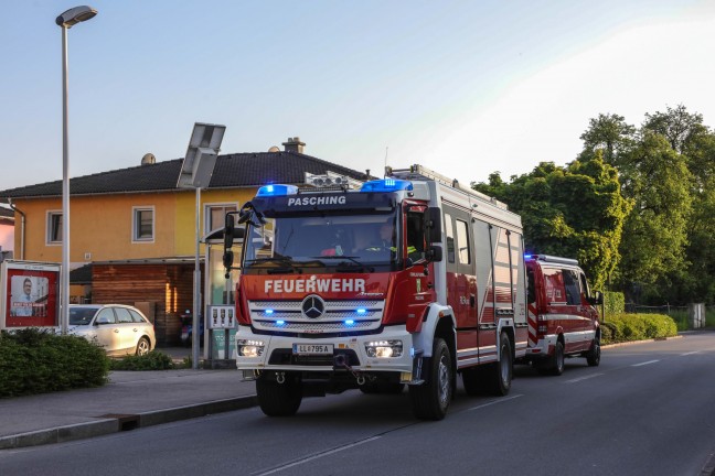 	Gemeldeter Brand in einem Mehrparteienhaus in Pasching stellte sich als falscher Alarm heraus