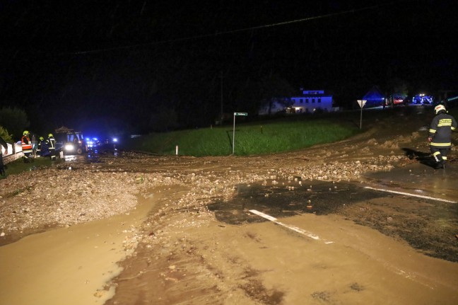 	Vermurungen und Überflutungen nach lokal sehr heftigen Gewittern in Oberösterreich