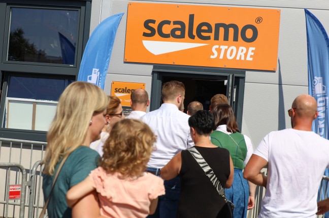 	Eröffnungsevent der SCALEMO GmbH in Gunskirchen lockte tausende Besucherinnen und Besucher