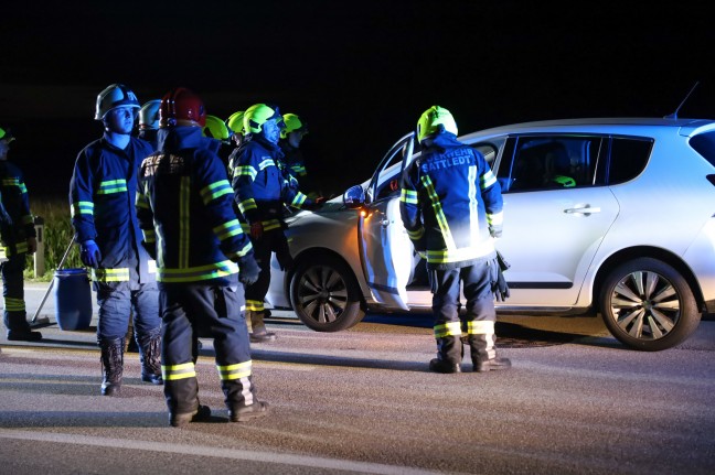 	Motorschaden an einem PKW in Sattledt sorgte für Einsatz der Feuerwehr