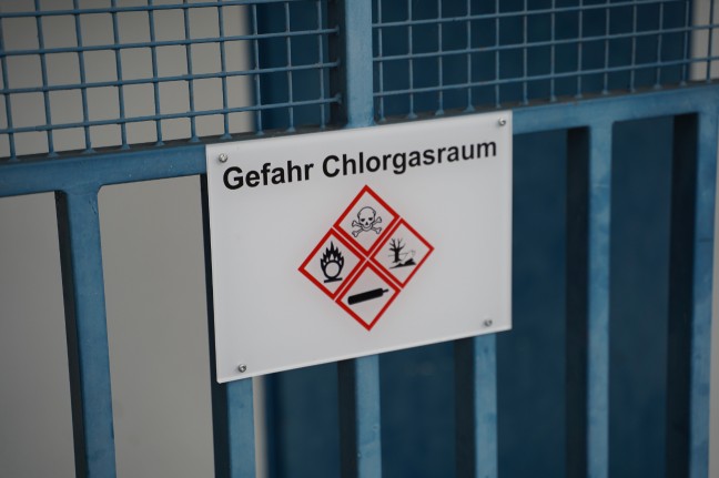 	Chlorgasaustritt in einem Hallenbad in Leonding führte zu Einsatz zweier Feuerwehren