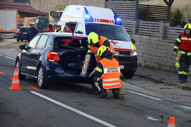 	Auffahrunfall im Frühverkehr mit drei beteiligten Autos in Thalheim bei Wels