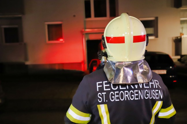	Zimmerbrand in einem Mehrparteienwohnhaus in St. Georgen an der Gusen rasch gelöscht