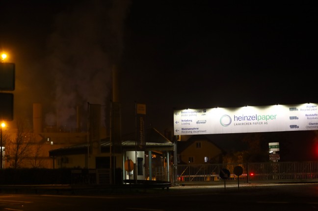 	Brandeinsatz am Betriebsgelände einer Papierfabrik in Laakirchen