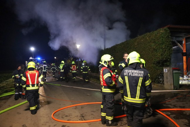 	Drei Feuerwehren bei Carport- beziehungsweise Gartenhüttenbrand in St. Florian im Einsatz