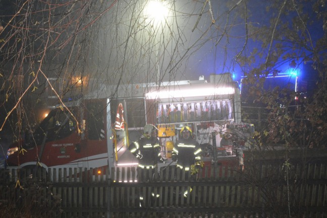 	Neun Feuerwehren bei Brand in einem Wohnhaus in St. Veit im Mühlkreis im Einsatz