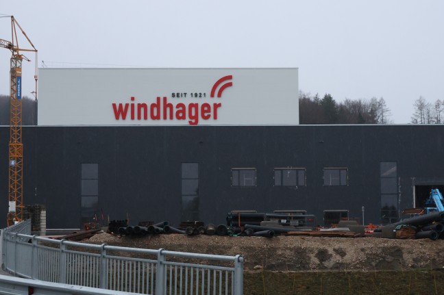 	Konkursverfahren beantragt: Baustopp auf Großbaustelle eines geplanten Wärmepumpenwerks in Pinsdorf