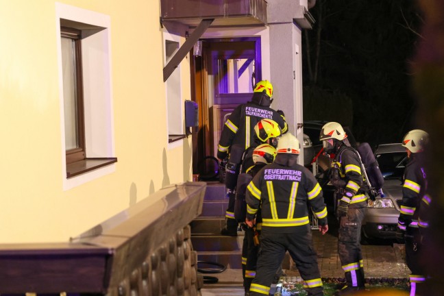 	Sechs Feuerwehren bei Zimmerbrand in einem Wohnhaus in Taufkirchen an der Trattnach im Einsatz