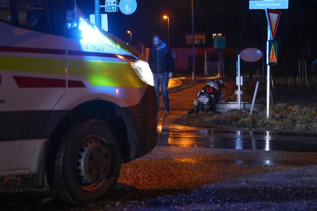	Tödlicher Crash: Motorradlenker starb bei Kollision mit PKW in Wels-Oberthan