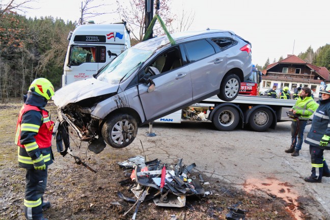 	Verkehrsunfall auf der Leonfeldener Straße in Reichenau im Mühlkreis endet glimpflich