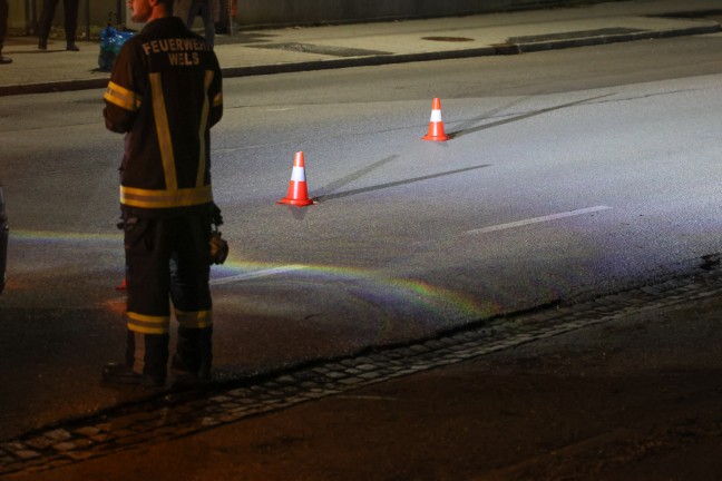 	Feuerwehr verwandelte Mehrweggebinde in Ganzweggebinde - Straßenreinigung in Wels-Lichtenegg