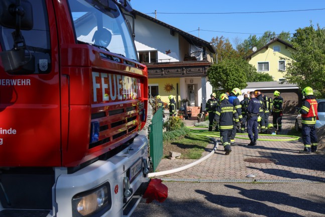 	Drei Feuerwehren bei Kellerbrand in einem Einfamilienhaus in Pucking im Einsatz