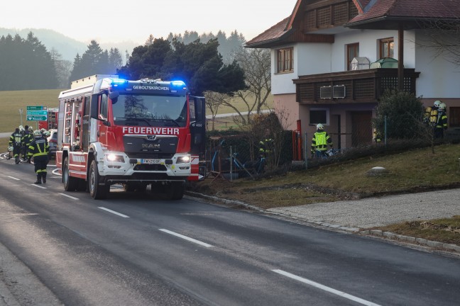 Schwieriger Lscheinsatz: Brand eines getftelten Stromspeichers in einem Wohnhaus in Geboltskirchen