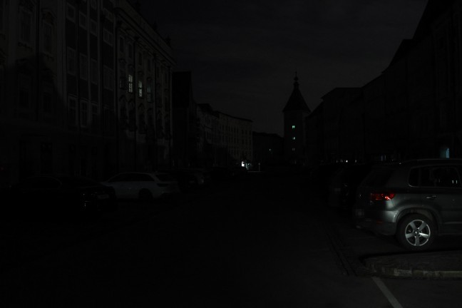 Nchtlicher Stromausfall: Groteil des Welser Stadtgebietes fr etwa eine Stunde ohne Strom