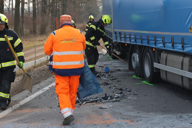 Tdlicher Frontalcrash: Autolenker auf Steyrer Strae bei Kronstorf tdlich verunglckt