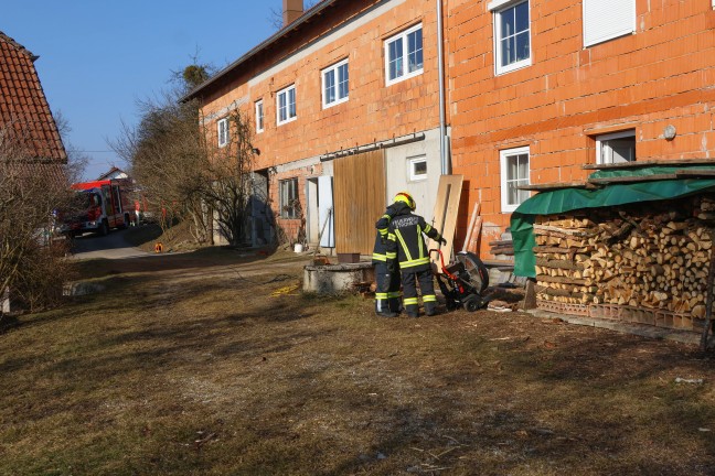 Vier Feuerwehren bei Brand in einem Heizraum in Stroheim im Einsatz