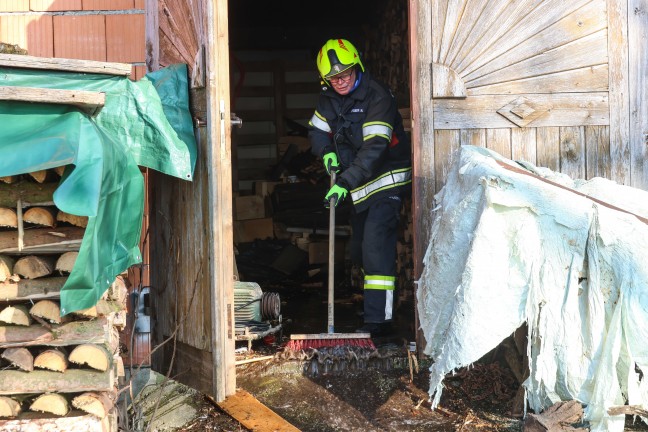 Vier Feuerwehren bei Brand in einem Heizraum in Stroheim im Einsatz