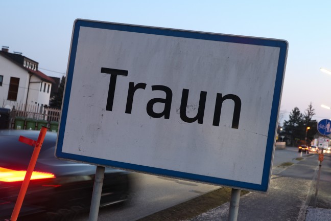Absturz im Liftschacht: Zwei Arbeiter (29 und 51) auf einer Baustelle in Traun tdlich verletzt