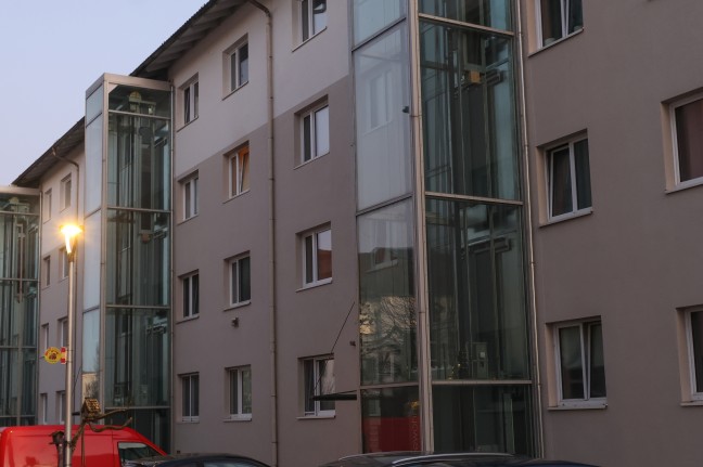 Griller angeheizt: Einsatzkrfte zu vermeintlichem Brand in Thalheim bei Wels alarmiert