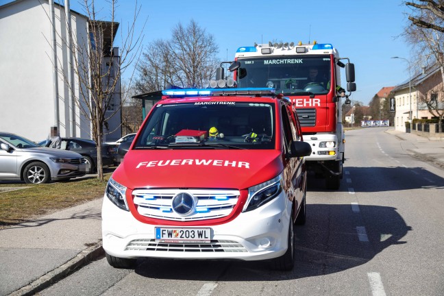 Vergiftungsalarm ausgelst: Feuerwehr in Tiefgarage einer Wohnanlage in Marchtrenk im Einsatz