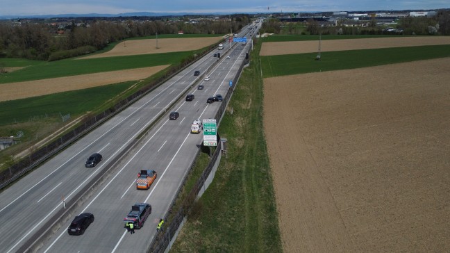 Schwerer Crash auf Westautobahn bei Eberstalzell sorgt fr lngeren Stau