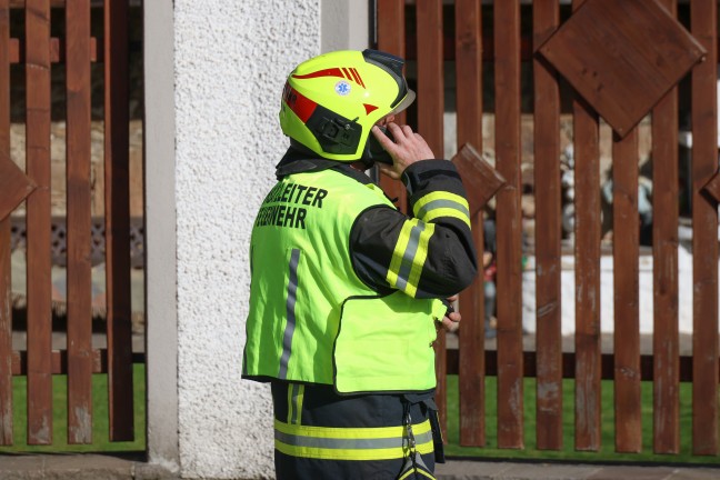 Brand im Fassadenbereich eines landwirtschaftlichen Gebudes in St. Agatha