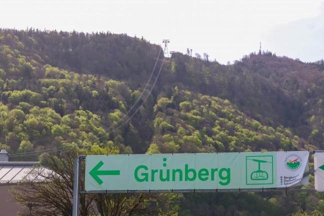 Bub (4) bei Ausflug auf den Grnberg in Gmunden am Berg vergessen