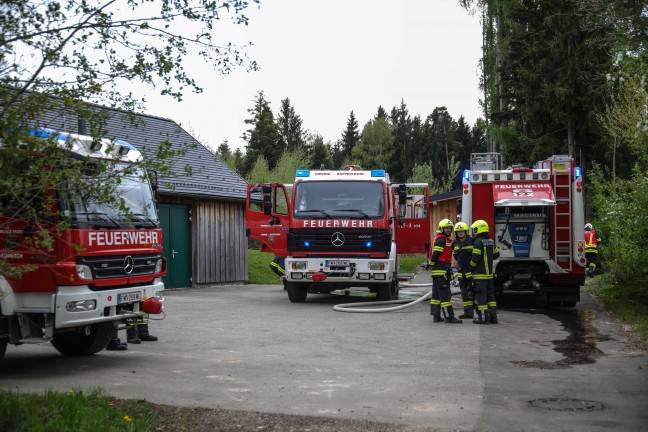 Drei Feuerwehren bei Brand in einem Waldstck in Sipbachzell im Einsatz