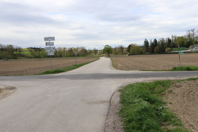 Rennradfahrer (25) erlag nach Unfall bei Gunskirchen in Klinikum seinen schweren Verletzungen
