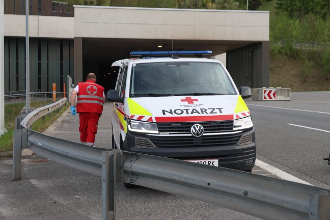 Drei teils Schwerverletzte bei Verkehrsunfall auf Pyhrnautobahn im Bosrucktunnel bei Spital am Pyhrn