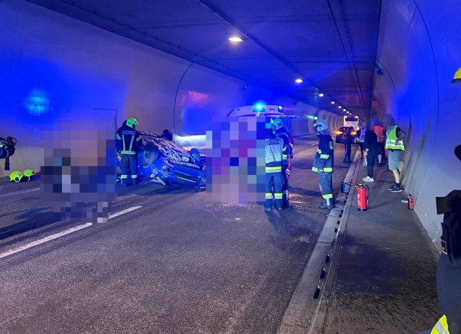 Drei teils Schwerverletzte bei Verkehrsunfall auf Pyhrnautobahn im Bosrucktunnel bei Spital am Pyhrn