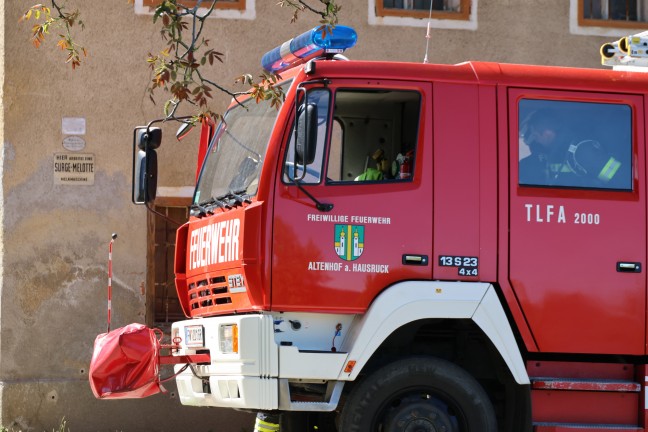 Fnf Feuerwehren bei Brand in einem Gebude in Gaspoltshofen im Einsatz