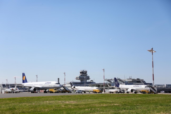 Flge nach Drohnensichtung am Flughafen Mnchen zur Zwischenlandung nach Hrsching umgeleitet