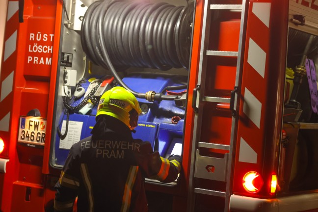 Brand einer Matratze in einer Betreuungseinrichtung in Pram fordert zwei Verletzte