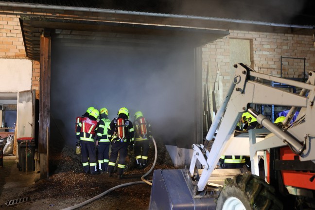 Brand im Hackschnitzellager eines Bauernhofes in Neukirchen am Walde