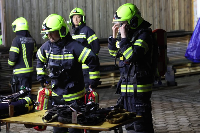 Brand im Hackschnitzellager eines Bauernhofes in Neukirchen am Walde